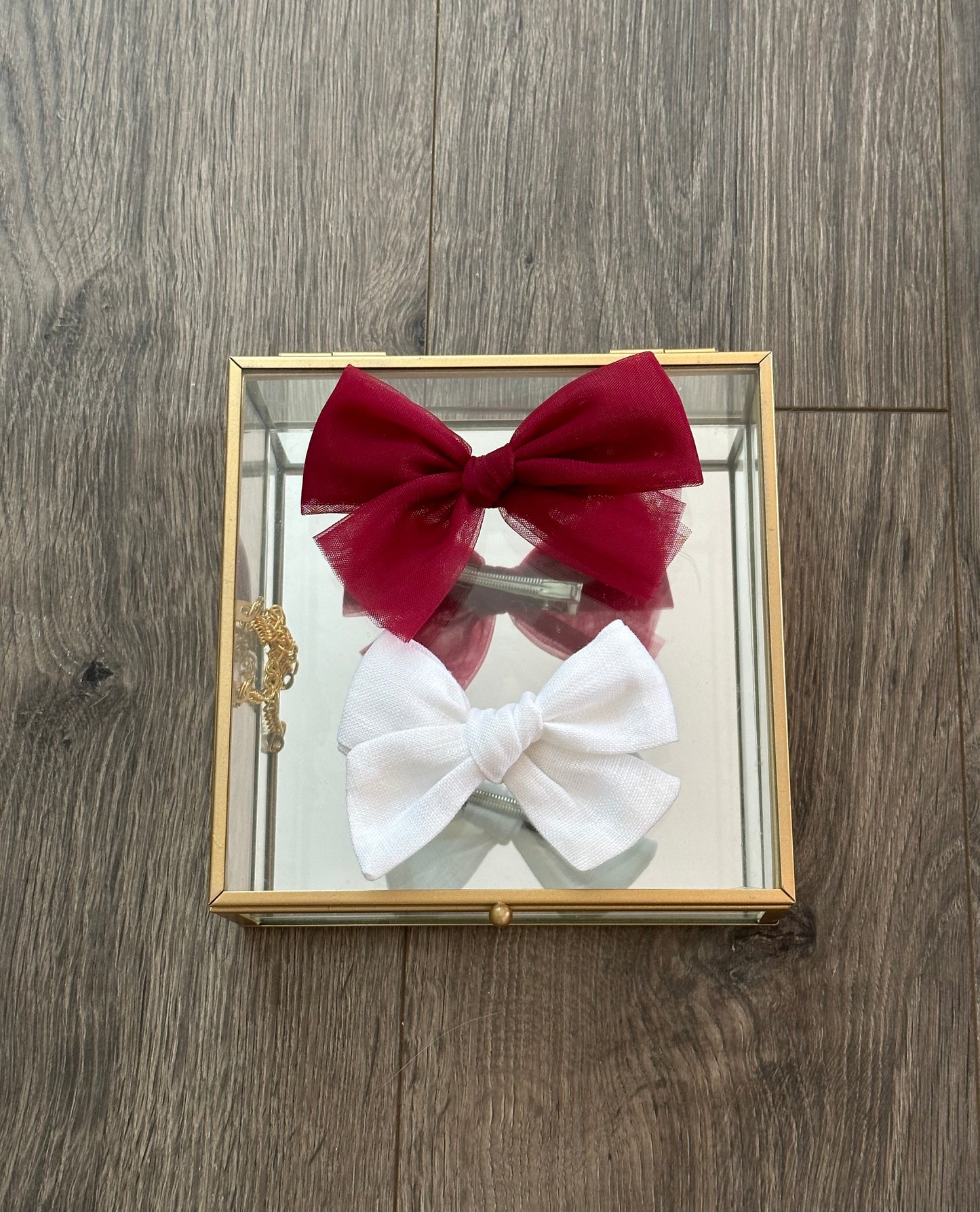 Large Ester Bow - Red Dream